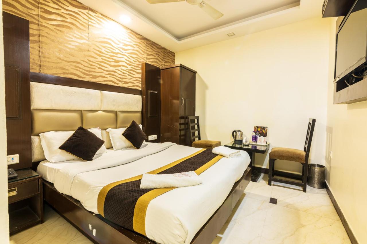 Hotel Grand Shyam- In Front Of New Delhi Railway Station-Couple Friendly Neu-Delhi Exterior foto